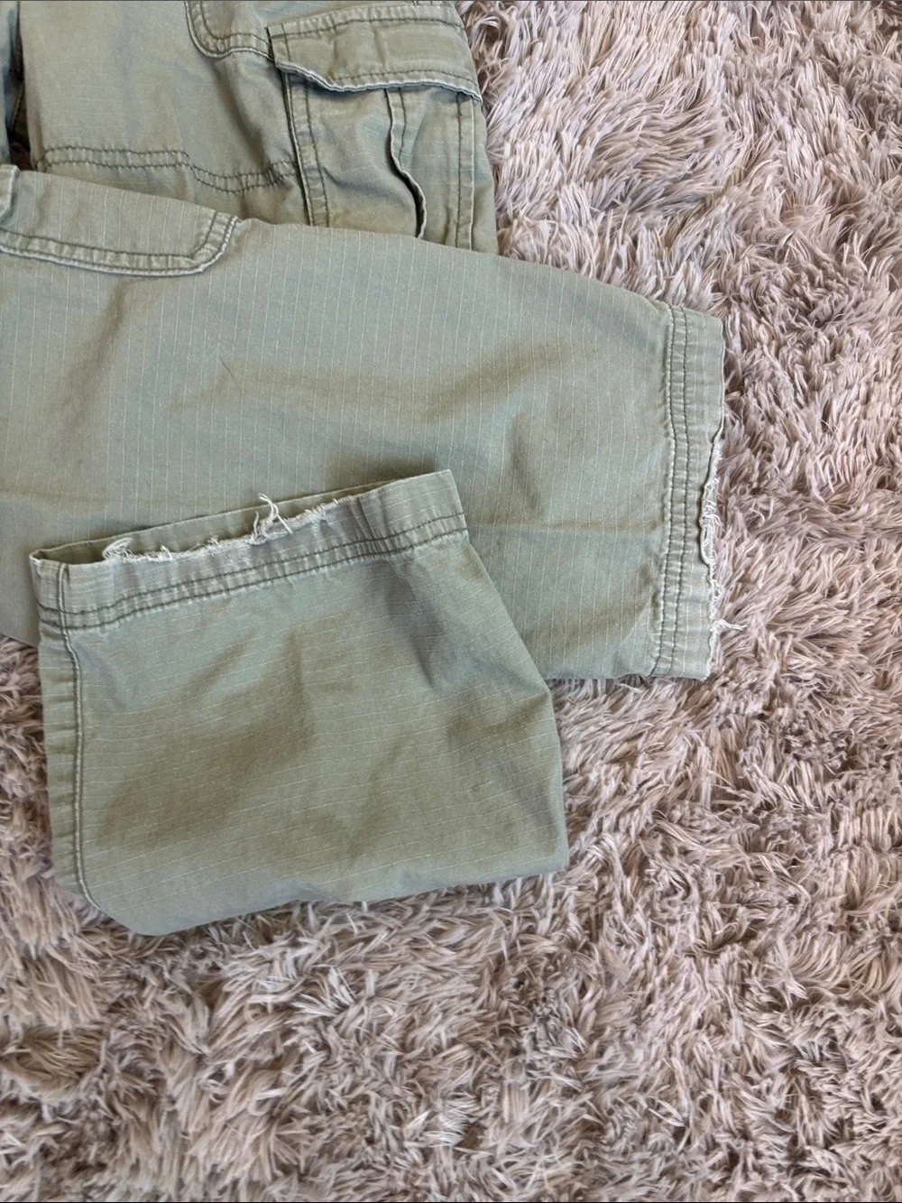 2 Pair Old Navy Baggy Cargo Pants Size 10